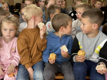 15e2fca3-cb33-4a8f-a8d4-6ca66a021792