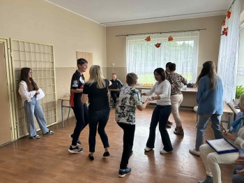 b6c51faa-6e02-4e71-92d7-6101dabce27b