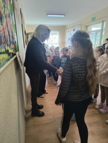 24b12644-e4bf-44af-8814-face61d0bdd7