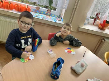 82807489-e278-49aa-98f4-0eafefa8f305