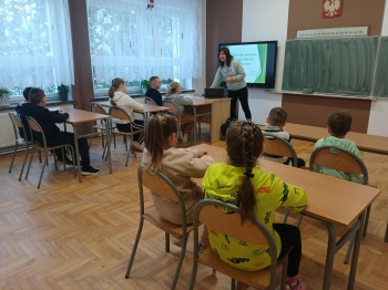 4c933d6c-14e4-4ef1-bae5-6137883e760c