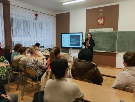 „Świadomy rodzic – następstwa i konsekwencje stosowania przemocy domowej wobec dziecka”- s